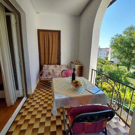 Apartments Fam Tomasic Baška Exterior foto
