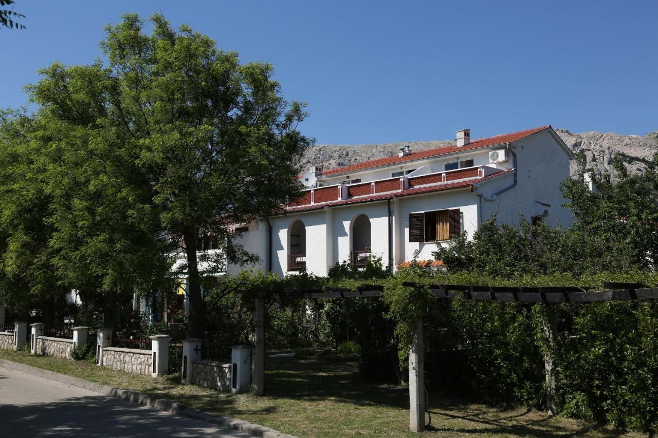 Apartments Fam Tomasic Baška Exterior foto
